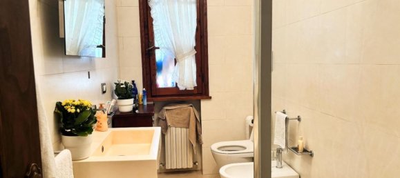 4 bedrooms House in Empoli, Italy No. 362505 31