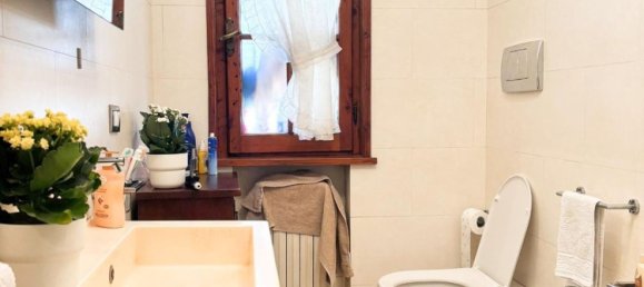 4 bedrooms House in Empoli, Italy No. 362505 28