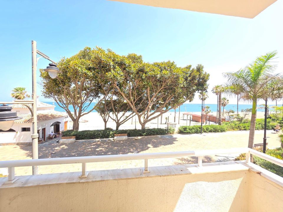 Apartamento T3 em Estepona, Spain N.º 189650