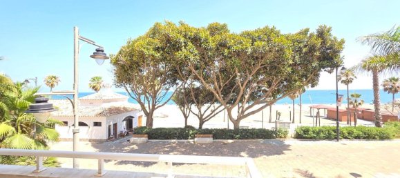 Apartamento T3 em Estepona, Spain N.º 189650 43