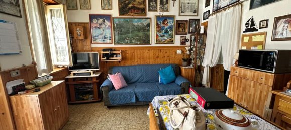 Dúplex de 5 dormitorios en Samarate, Italy No. 361295 4