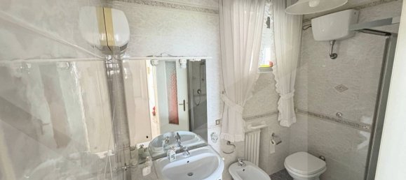 3 غرف نوم شقة في Bari, Italy رقم 22940 13