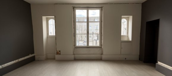 3 Schlafzimmer Wohnung in Orleans, France, Nr. 240347 3