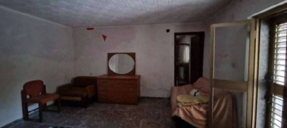 Квартира с 3 комнатами в Мессина, Италия № 226275 20