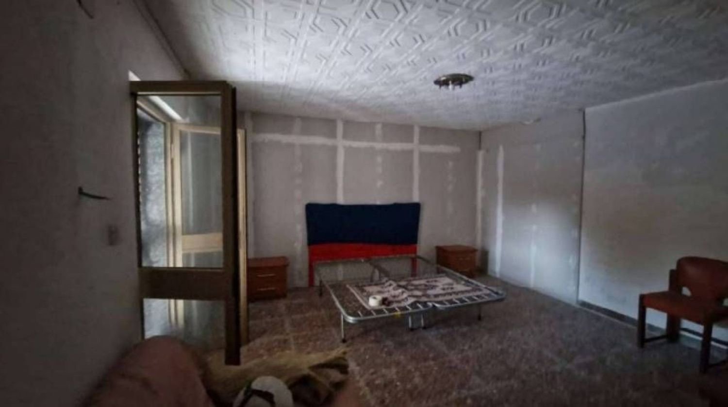 Квартира с 3 комнатами в Мессина, Италия № 226275