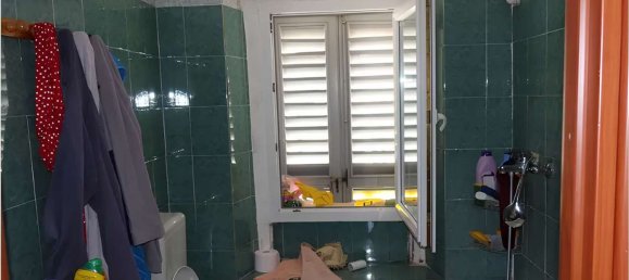 2-salle Appartement à Lentate sul Seveso, Italy No. 2734 6