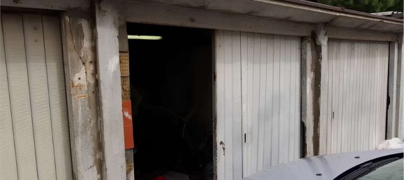 2-salle Appartement à Lentate sul Seveso, Italy No. 2734 7