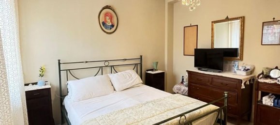5 rooms Apartment in Mercogliano, Italy No. 142355 12