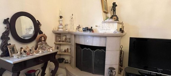 5 rooms Apartment in Mercogliano, Italy No. 142355 18