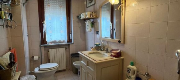 5 rooms Apartment in Mercogliano, Italy No. 142355 7