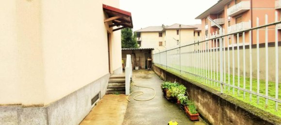 3 rooms Villa in Treviglio, Italy No. 22484 17