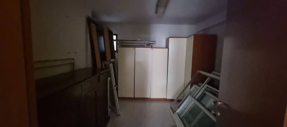 4 Schlafzimmer Wohnung in Perugia, Italy, Nr. 377332 23