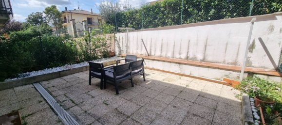 4 Schlafzimmer Wohnung in Perugia, Italy, Nr. 377332 17