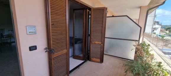 4 Schlafzimmer Wohnung in Perugia, Italy, Nr. 377332 6