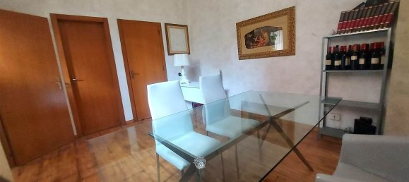 53m² Office in Palermo, Italy No. 73901 3