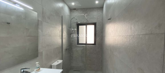 Вилла с 3 спальнями в Пемброке, Мальта № 10387 17