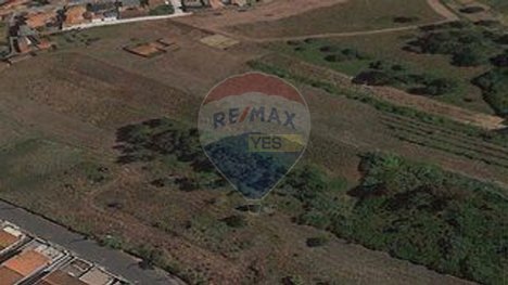 4400m² Land in Leiria, Portugal No. 91726