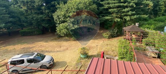 3 bedrooms House in Meina, Italy No. 380085 9