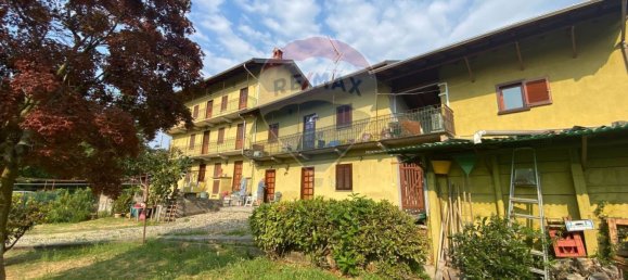 3 bedrooms House in Meina, Italy No. 380085 11