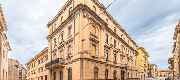 2 rooms Apartment in Bergamo, Italy No. 80608 20