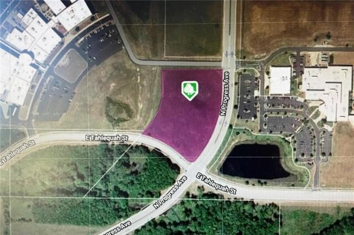  Land in Siloam Springs, USA No. 478837