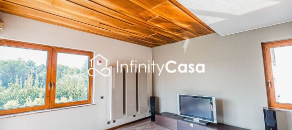 5 bedrooms Villa in Sant'Ambrogio di Valpolicella, Italy No. 346504 8