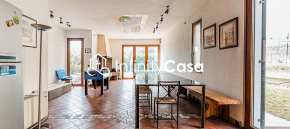 5 bedrooms Villa in Sant'Ambrogio di Valpolicella, Italy No. 346504 21
