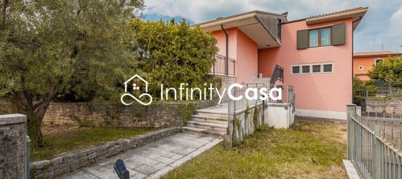 5 bedrooms Villa in Sant'Ambrogio di Valpolicella, Italy No. 346504 3