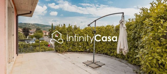 5 bedrooms Villa in Sant'Ambrogio di Valpolicella, Italy No. 346504 27