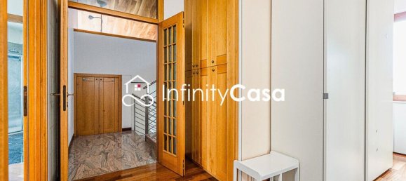 5 bedrooms Villa in Sant'Ambrogio di Valpolicella, Italy No. 346504 15