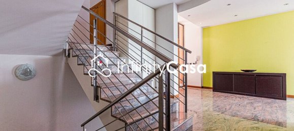 5 bedrooms Villa in Sant'Ambrogio di Valpolicella, Italy No. 346504 9