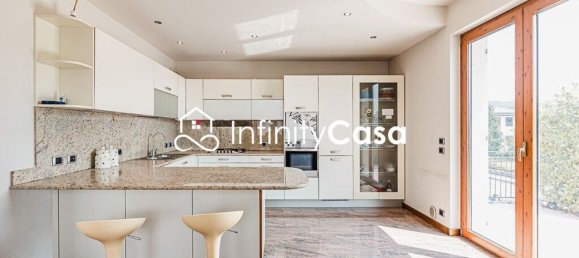 5 bedrooms Villa in Sant'Ambrogio di Valpolicella, Italy No. 346504 6