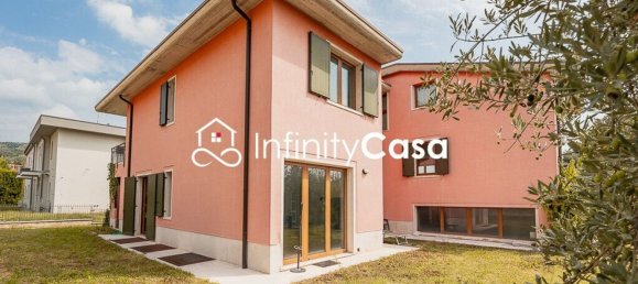 5 bedrooms Villa in Sant'Ambrogio di Valpolicella, Italy No. 346504 2