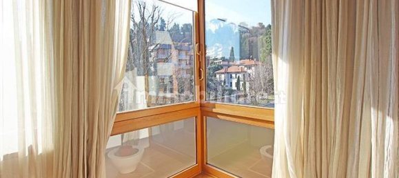 4 bedrooms Apartment in Bergamo, Italy No. 357229 9