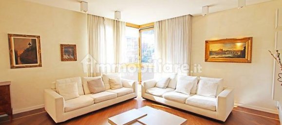 4 bedrooms Apartment in Bergamo, Italy No. 357229 8