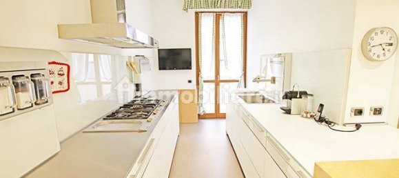4 bedrooms Apartment in Bergamo, Italy No. 357229 13