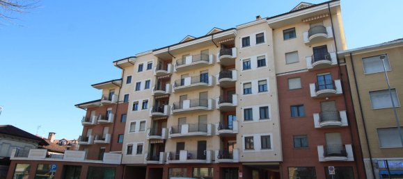 2 bedrooms Apartment in Moncalieri, Italy No. 44378 15