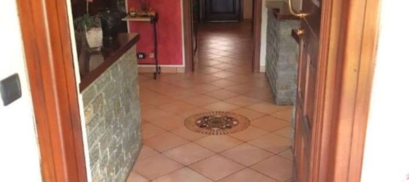 7-salle Villa à Borgofranco d'Ivrea, Italy No. 94060 8