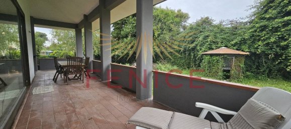 4 bedrooms Villa in Nervesa della Battaglia, Italy No. 326480 17