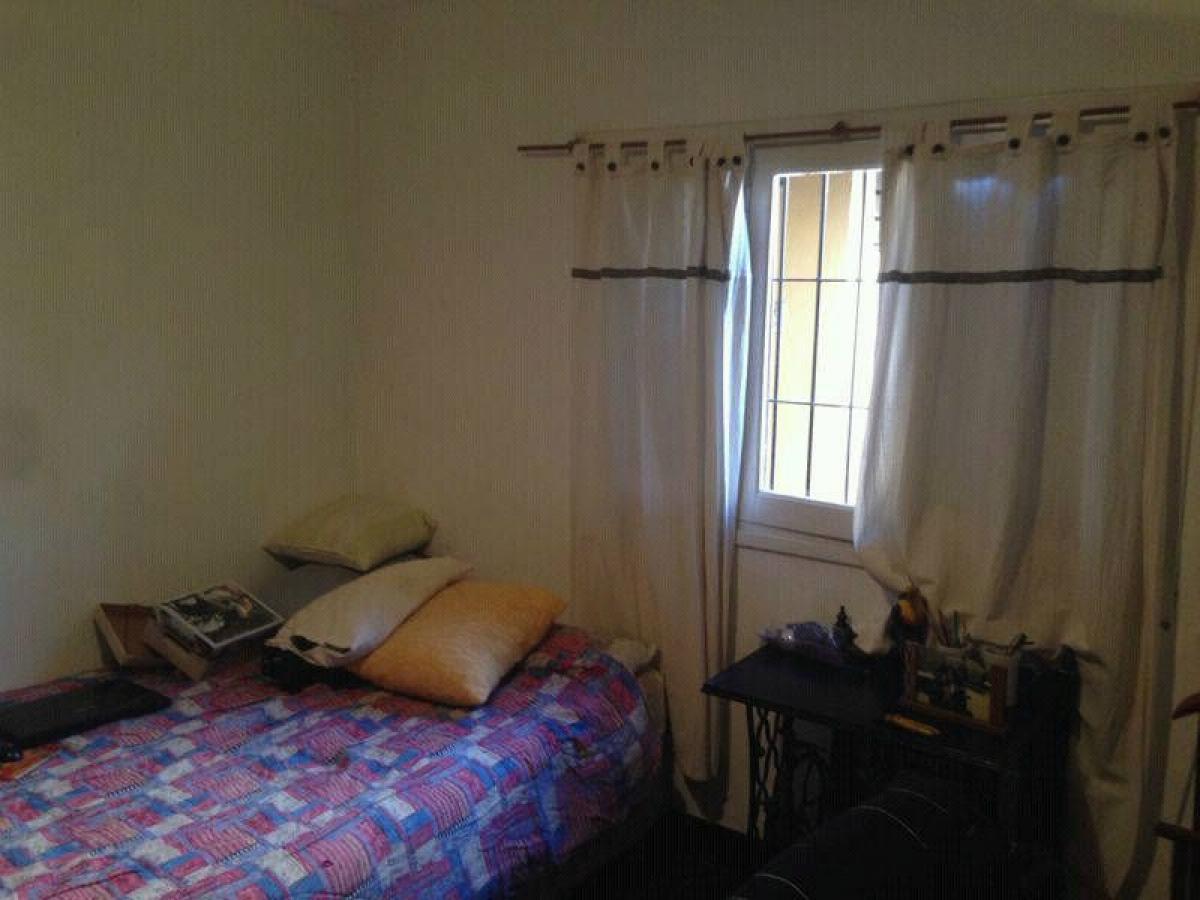 3 bedrooms House in Mar del Plata, Argentina No. 100708