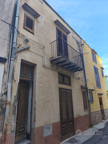 Casa de 3 divisões em Termini Imerese, Italy N.º 290332