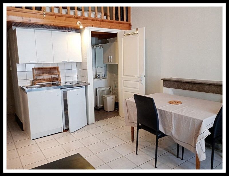 Apartamento de 1 dormitorio en Grenoble, France No. 331258