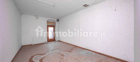 5 bedrooms House in Calcinato, Italy No. 7879 19
