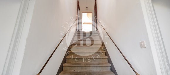 6 bedrooms Villa in Lucca, Italy No. 87952 18