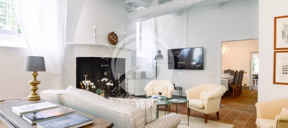 6 bedrooms Villa in Lucca, Italy No. 87952 28