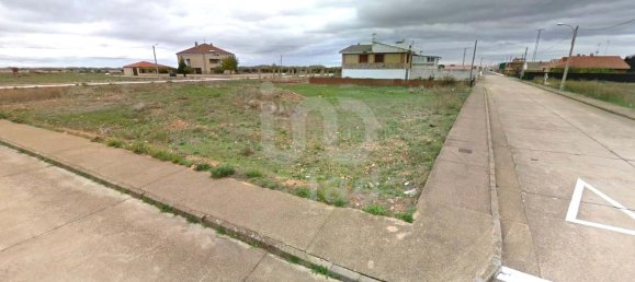 Terreno en La Bañeza, Spain 2254 m² No. 78303 4