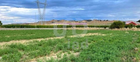 Terreno en La Bañeza, Spain 2254 m² No. 78303 7