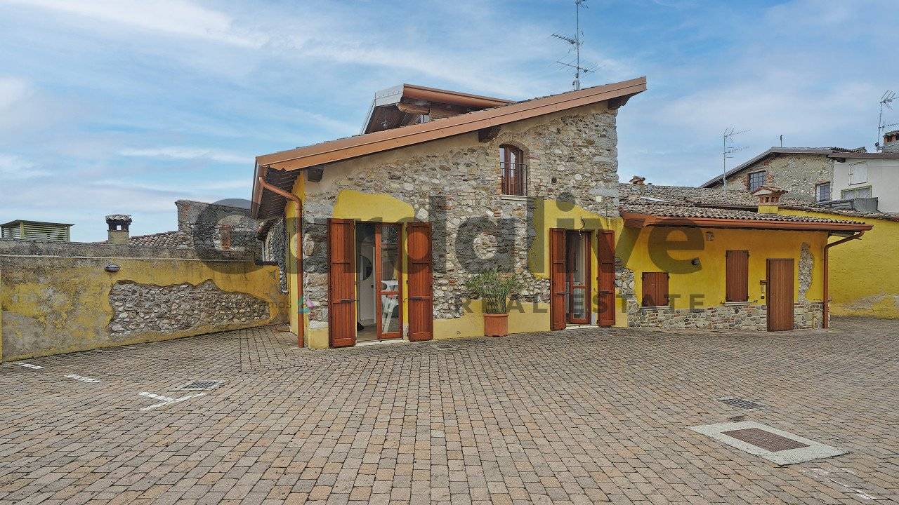 2 bedrooms Apartment in Brescia, Italy No. 264339