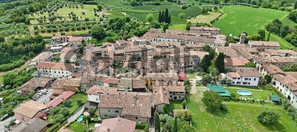 2 bedrooms Apartment in Brescia, Italy No. 264339 35