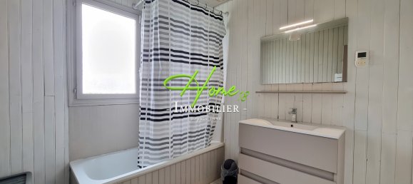 2 bedrooms House in Villequiers, France No. 74242 18